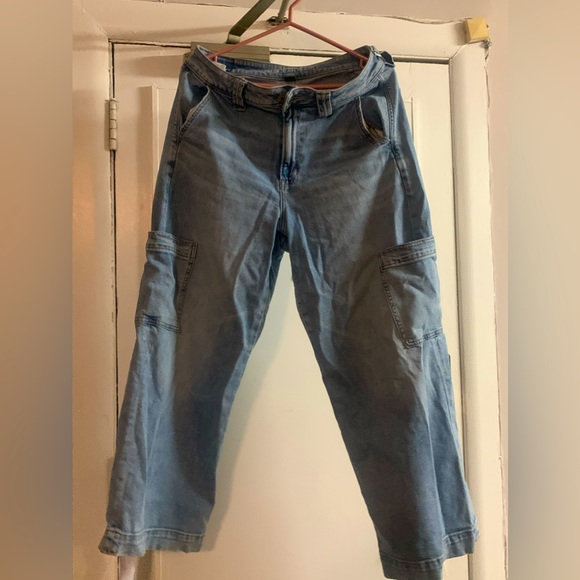 American Eagle High Stretch High Waisted Cargo Jeans 10 x-short - Picture 1 of 7